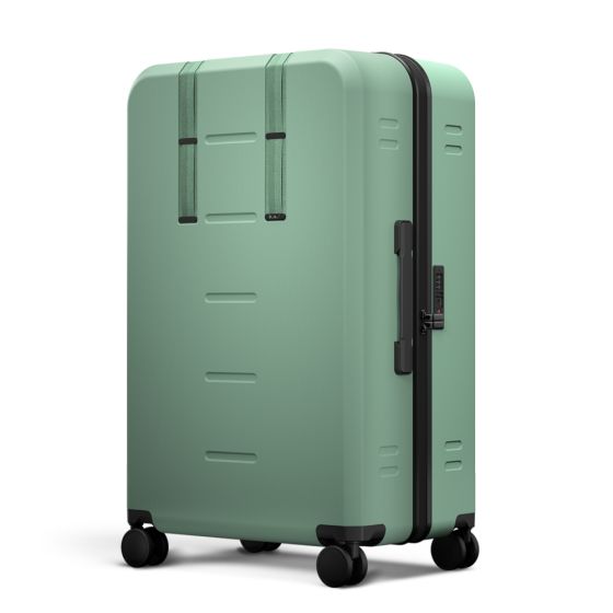 Browse The Db Check-In Luggage Large - Ramverk (506A50) For $778.70. View Our Range Of Db Luggage From Case Luggage. Free UK Delivery & Returns Available. Pay In 3 Klarna & PayPal Available.